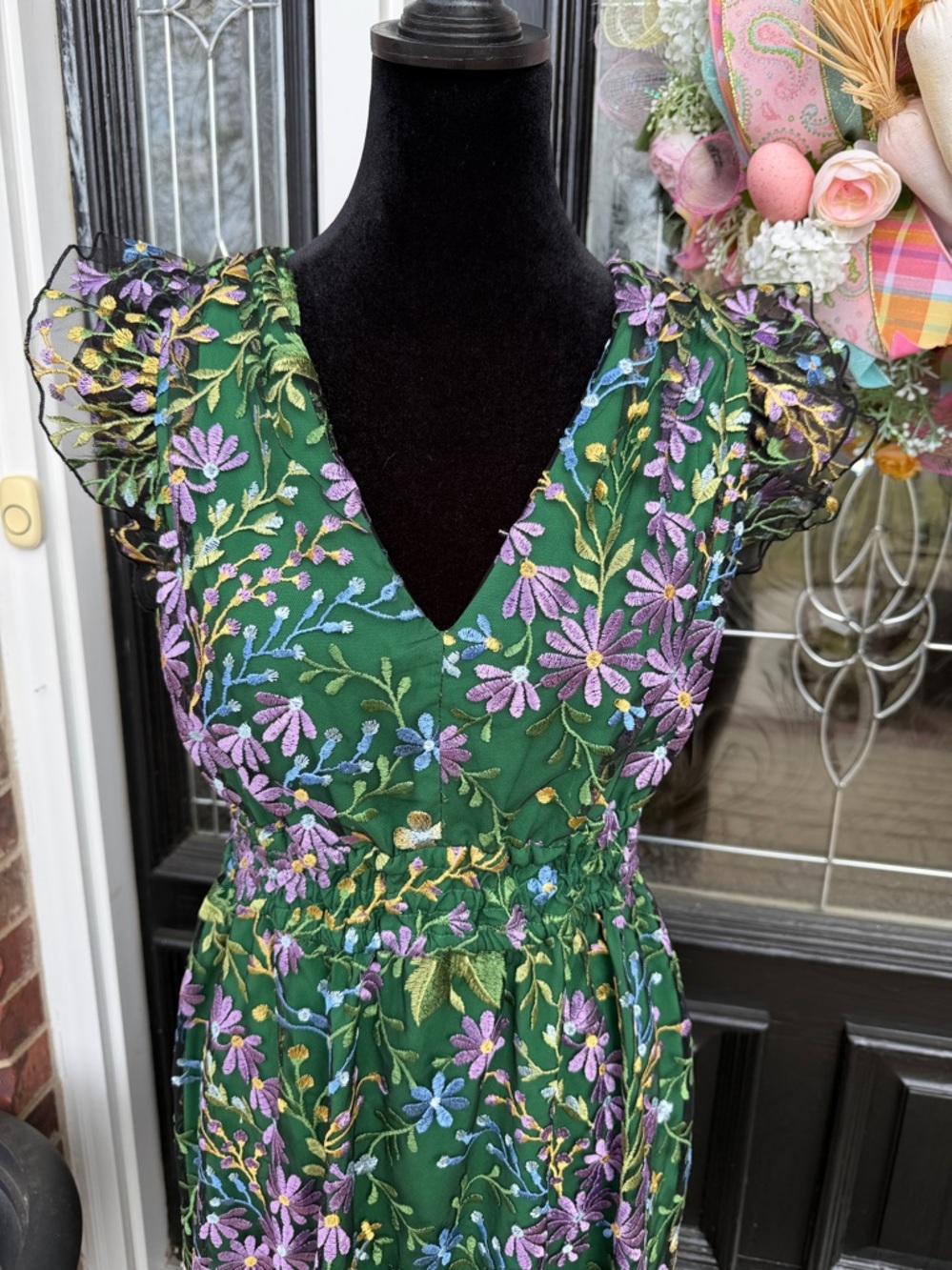 💐Maggy London Giselda Dress - Picture 3 of 11